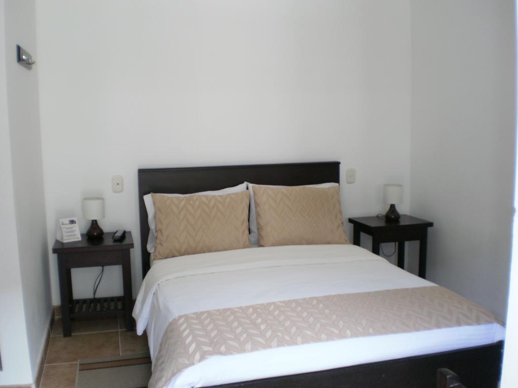 Casa Hotel Las Orquideas Circasia Habitación foto